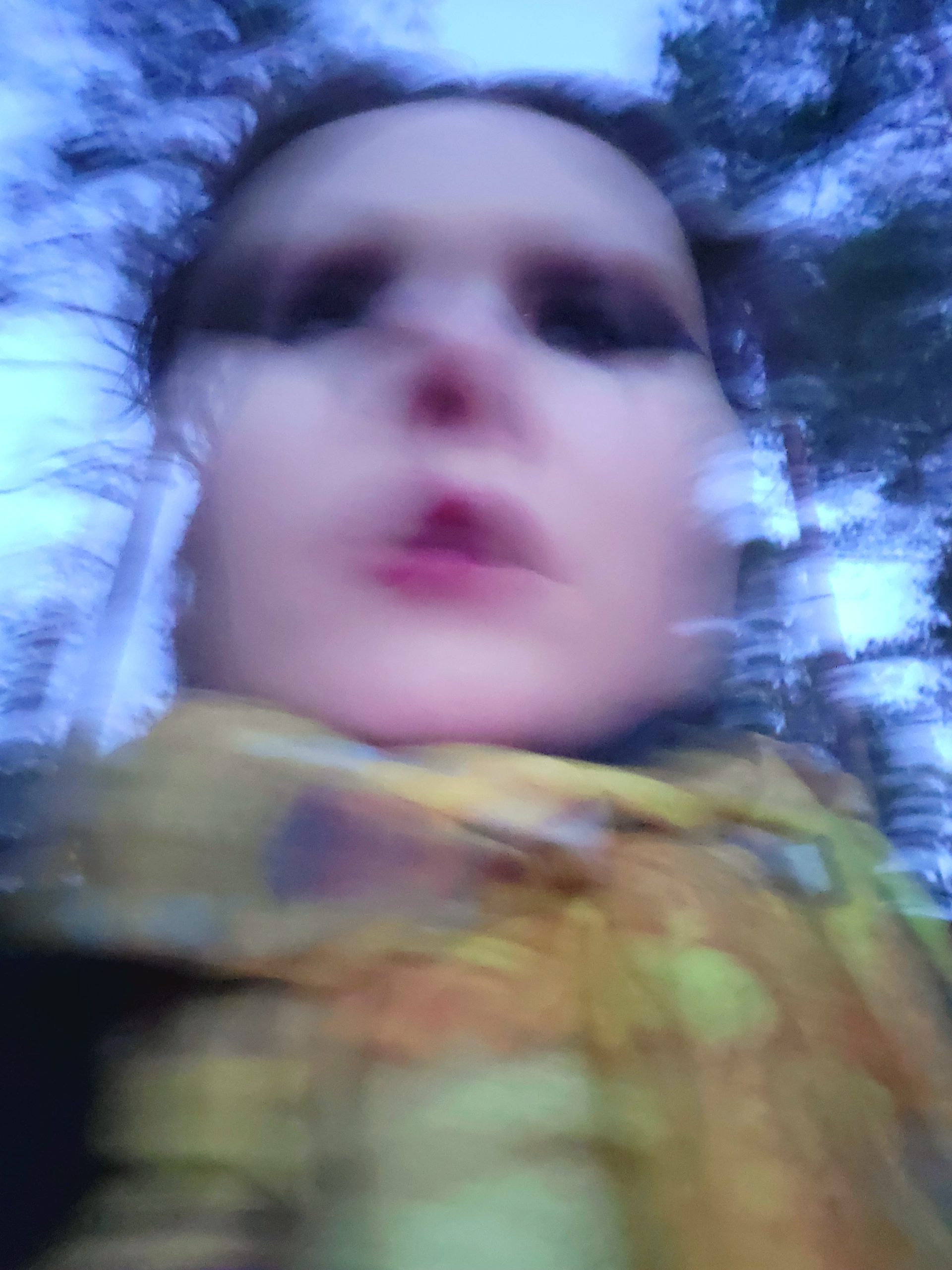 Ruu Valokuvassa kuvataiteilija Ruu Kivinen