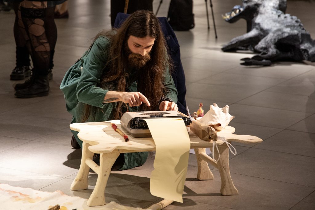 Keppikauppa | performanssi, installaatio | 2025